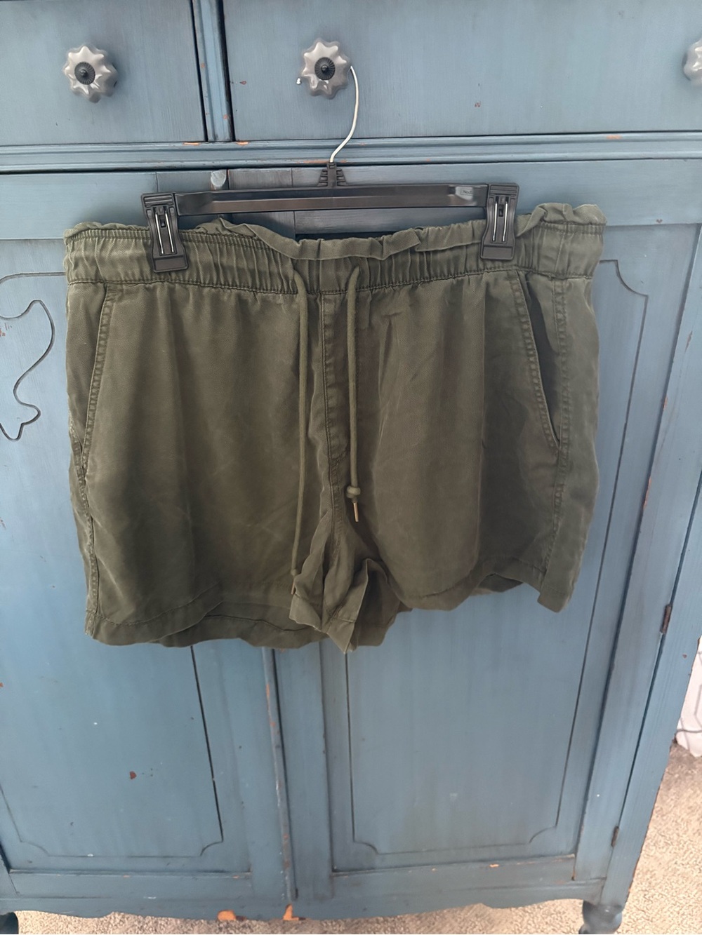 LOFT Olive Green Elastic Waist Drawstring Shorts